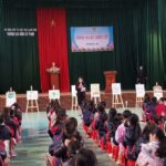 “Tri ân các anh hùng áo trắng nơi tuyến đầu chống dịch”- Chủ đề sinh hoạt dưới cờ nhiều ý nghĩa và thiết thực