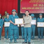 Tham gia lớp huấn luyện Dân quân tự vệ năm 2022