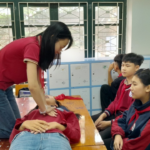 Kết nối tri thức và cuộc sống-Thực hành mô phỏng hô hấp nhân tạo để cứu người