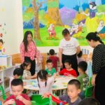 Tham quan thực tế mô hình “Lớp học hạnh phúc”, “Trường học hạnh phúc” gắn lý luận với thực tiễn đào tạo giáo viên mầm non