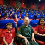 Hoạt động trải nghiệm “Tiếp lửa tinh thần yêu nước” của học sinh khối 8, 9 Trường TH&THCS Lê Quý Đôn